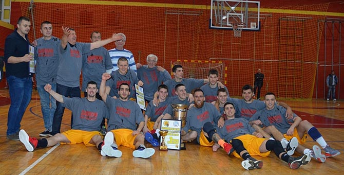 Az Akademik csapata